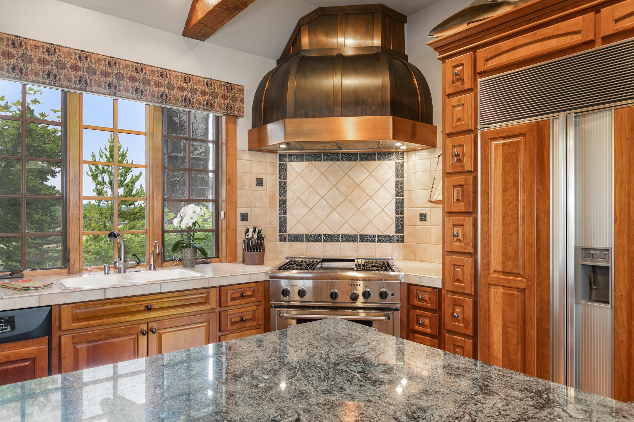 Broken Top - Residential