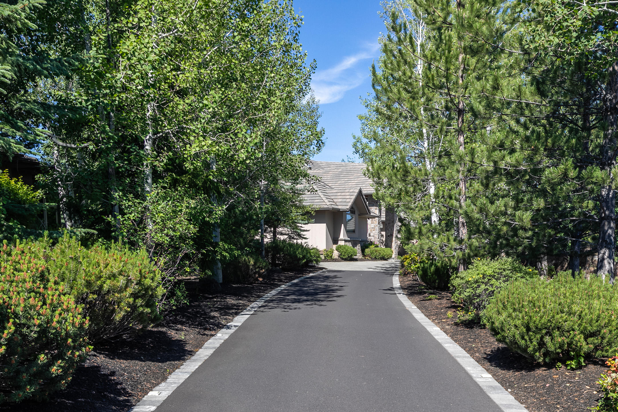 Broken Top - Residential