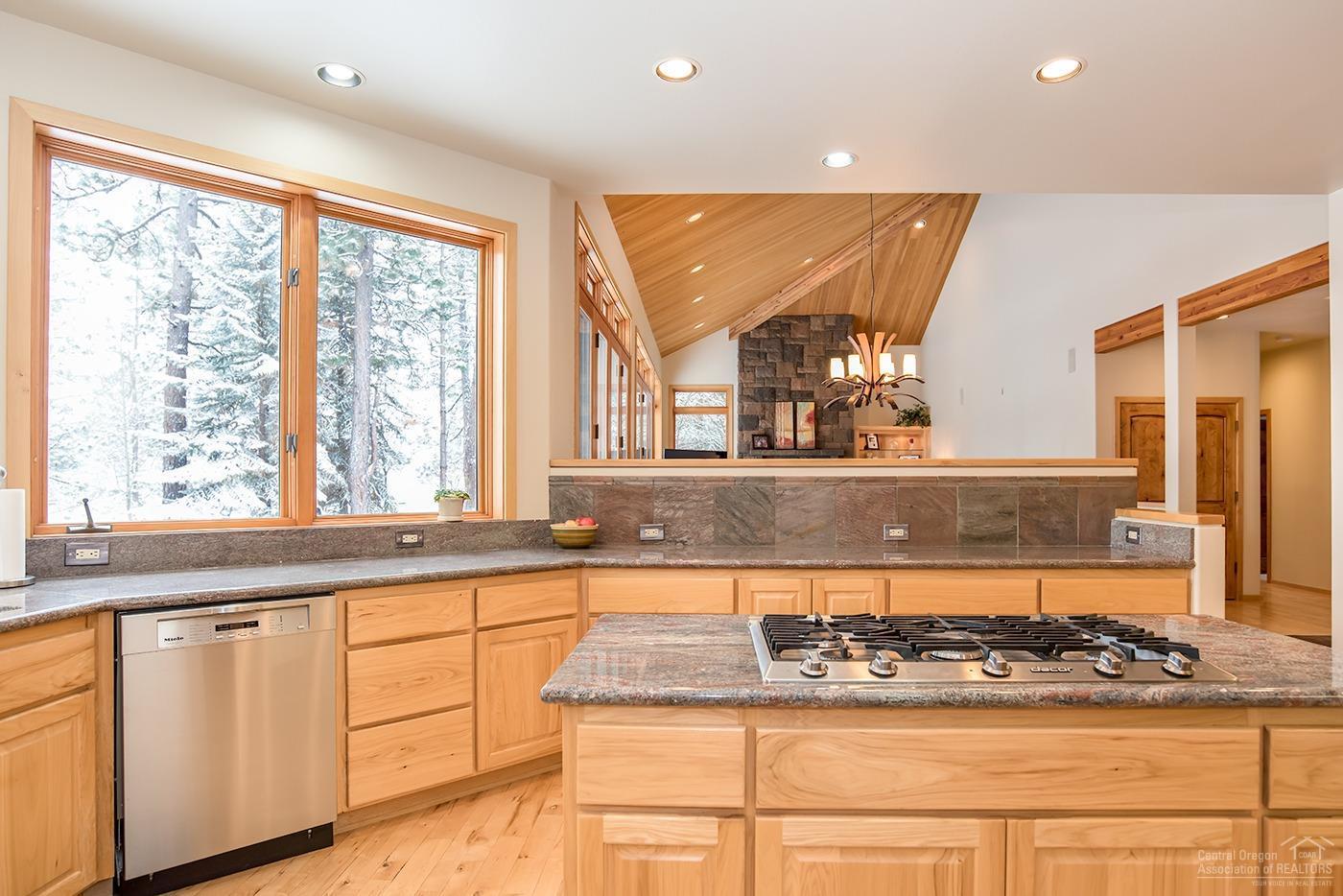 Broken Top - Residential