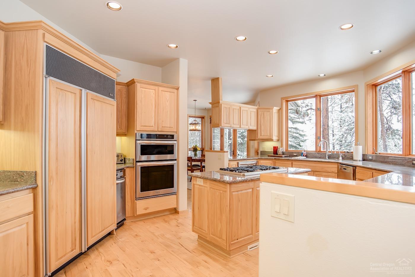 Broken Top - Residential