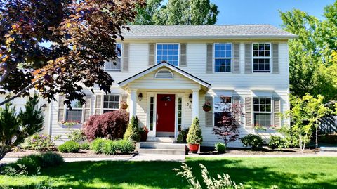 3626 SW Volcano Court Redmond OR 97756