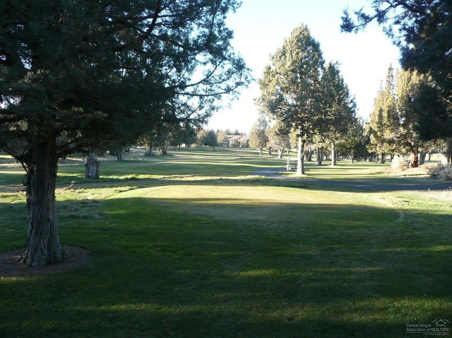 What a deal!! 10 weeks of stay at Eagle Crest in a 2 bedroom, 2 bath townhome right on the golf course. Everything is taken care of with your HOA dues. Use the private owners pools and tennis courts while you are here. You may rent it or exchange it. Very high exchange values with RCI and II.