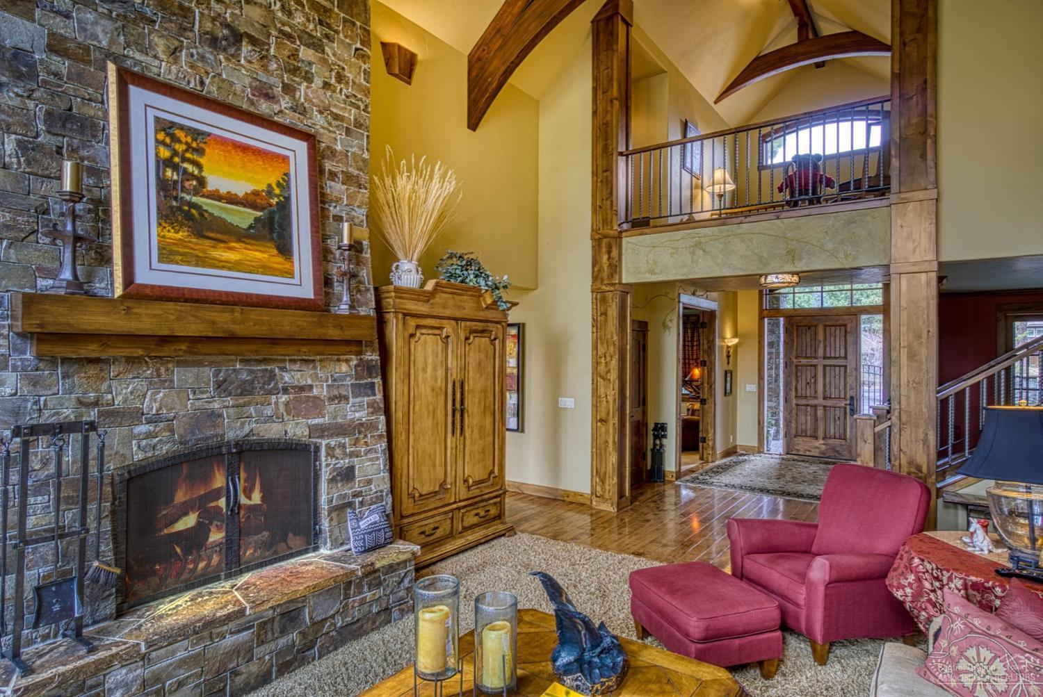 Broken Top - Residential