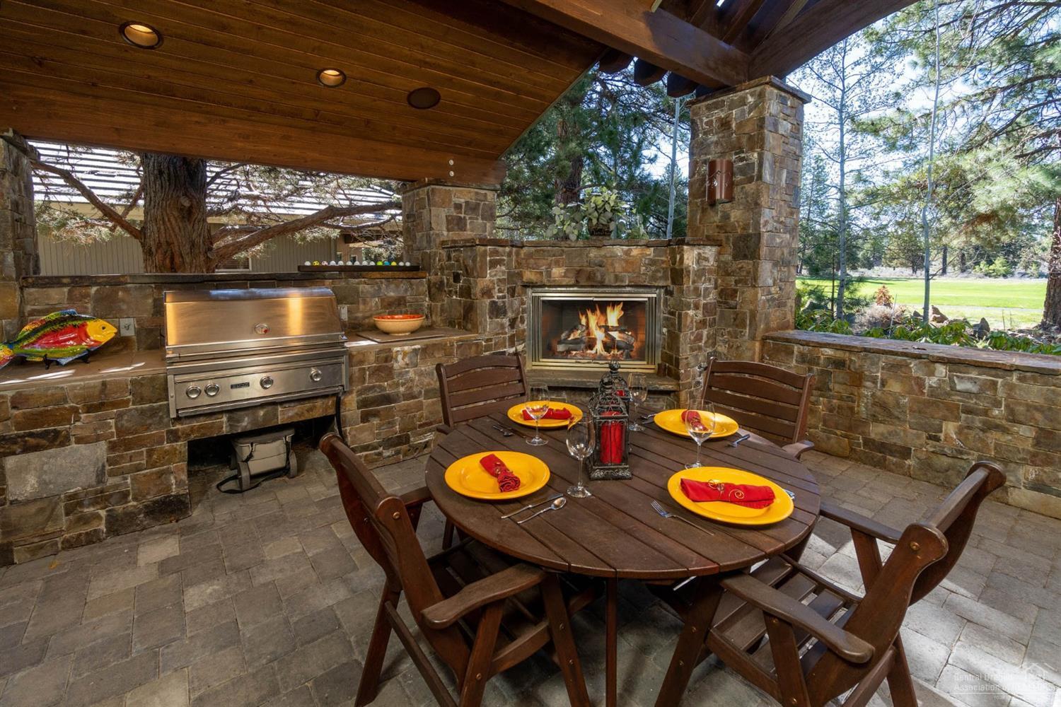 Broken Top - Residential