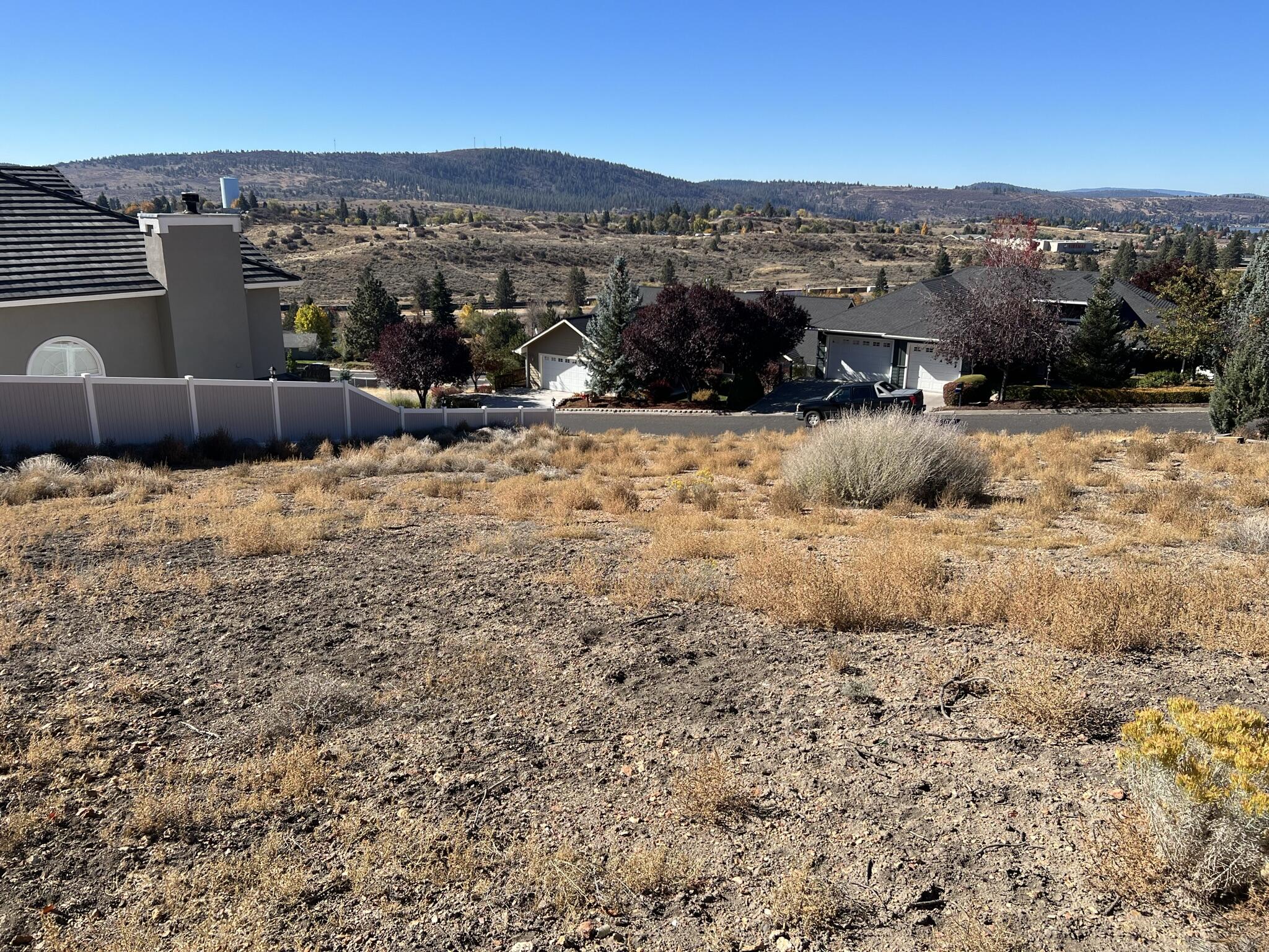 Klamath Falls -Nob Hill - Land