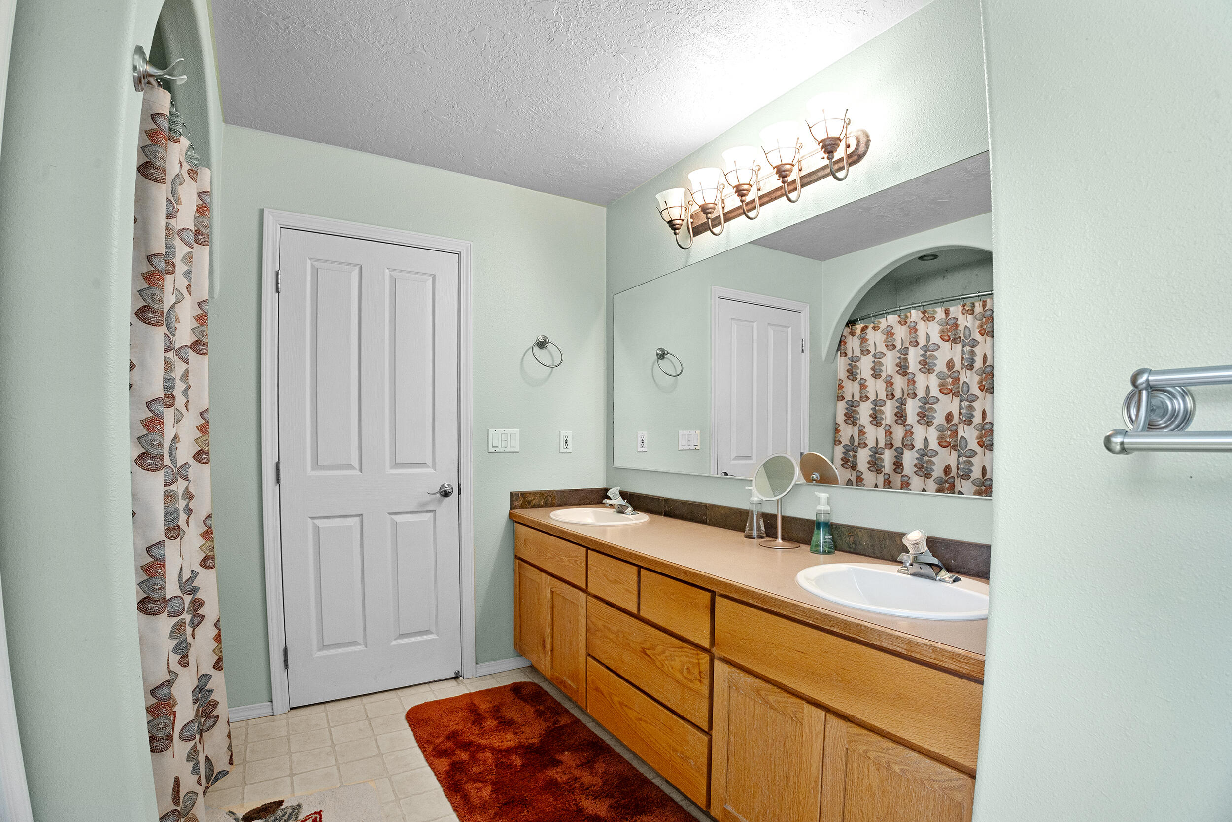 Mtn Glenn - Residential