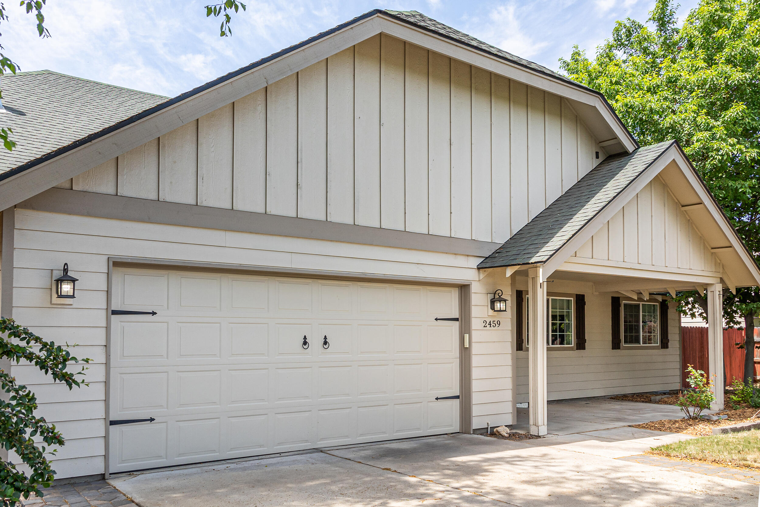 2459 NW 22nd Street