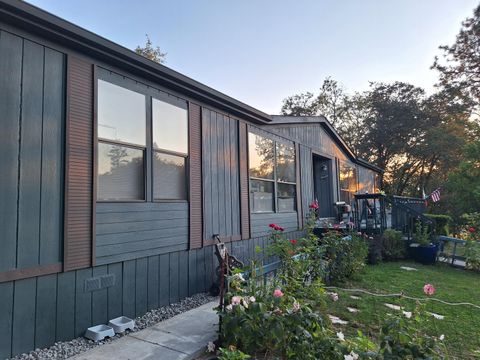 Tiny photo for 2142 SW Allen Creek Road, Grants Pass, OR 97527 (MLS # 220214374)