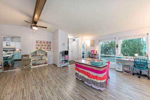 Tiny photo for 2142 SW Allen Creek Road, Grants Pass, OR 97527 (MLS # 220214374)