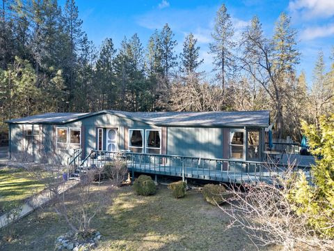 Tiny photo for 2142 SW Allen Creek Road, Grants Pass, OR 97527 (MLS # 220214374)