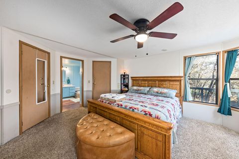 Tiny photo for 2142 SW Allen Creek Road, Grants Pass, OR 97527 (MLS # 220214374)