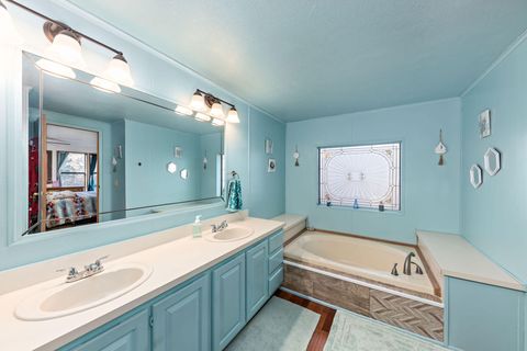 Tiny photo for 2142 SW Allen Creek Road, Grants Pass, OR 97527 (MLS # 220214374)