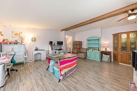 Tiny photo for 2142 SW Allen Creek Road, Grants Pass, OR 97527 (MLS # 220214374)