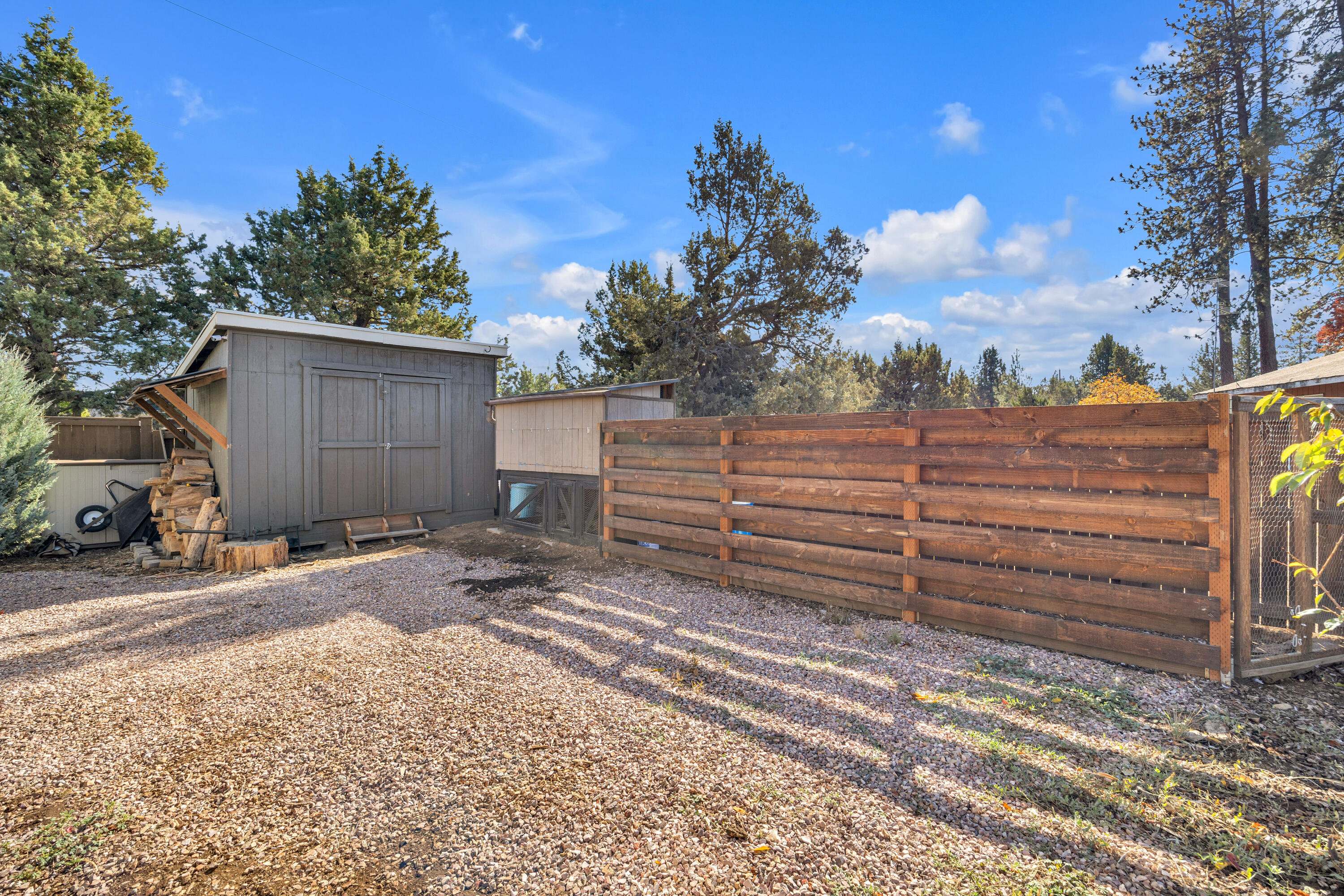 Edge O The Pines - Residential