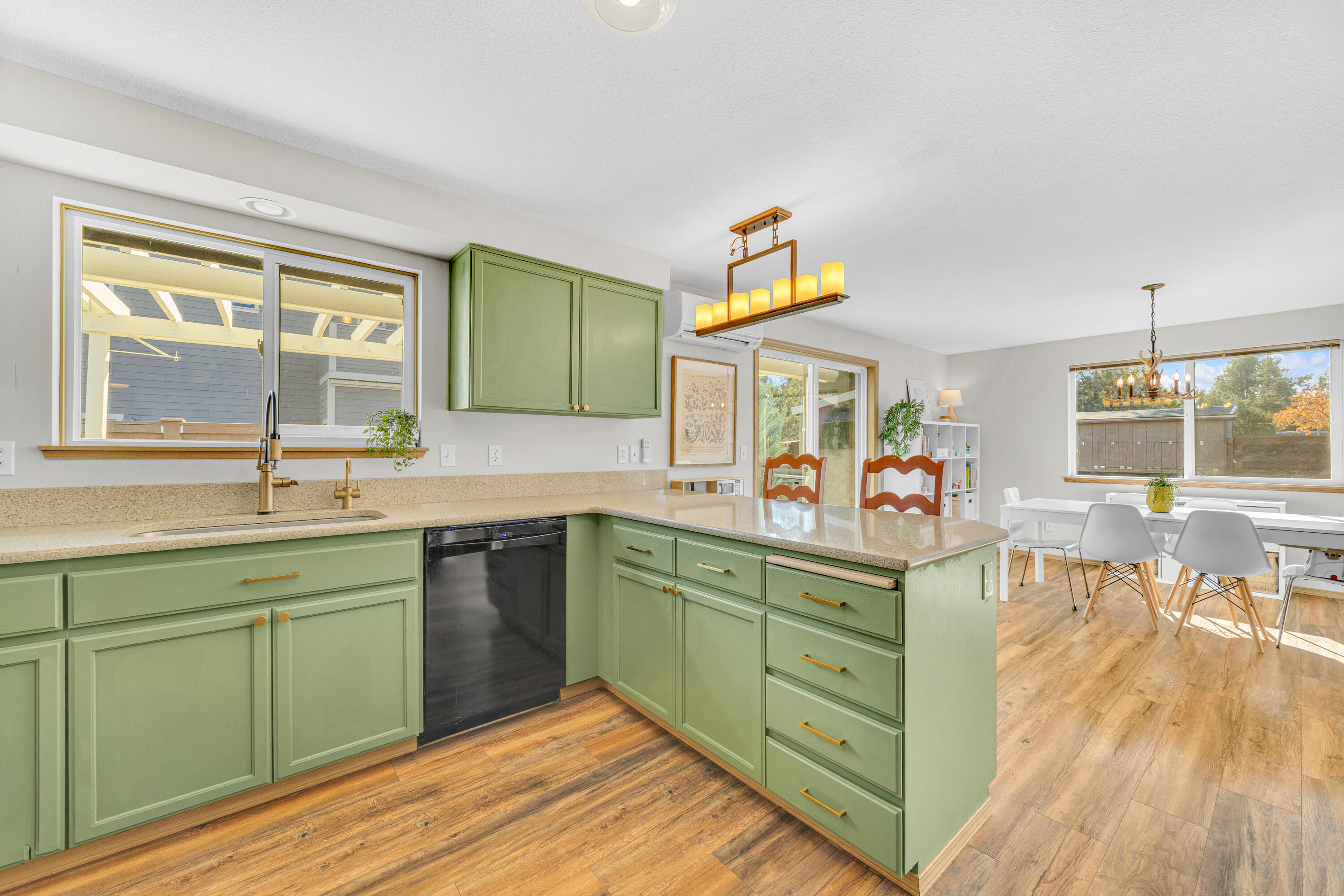 Edge O The Pines - Residential