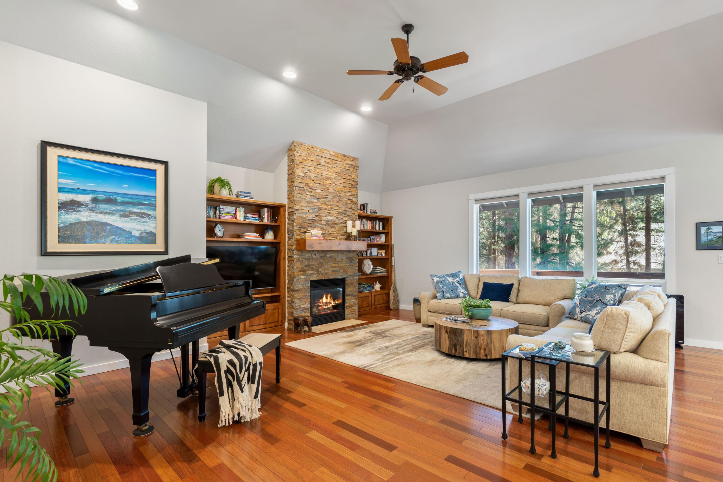 Awbrey Glen - Residential