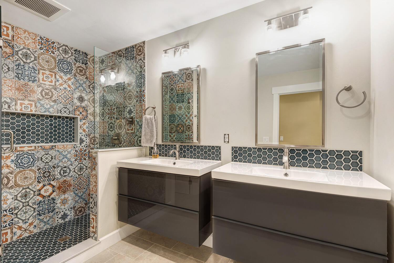 Saddleback West - Residential