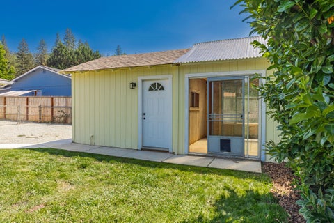 Tiny photo for 2040 Hamilton Lane SW, Grants Pass, OR 97527 (MLS # 220224043)