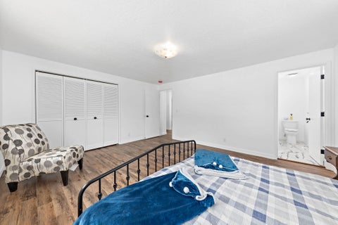 Tiny photo for 2040 Hamilton Lane SW, Grants Pass, OR 97527 (MLS # 220224043)