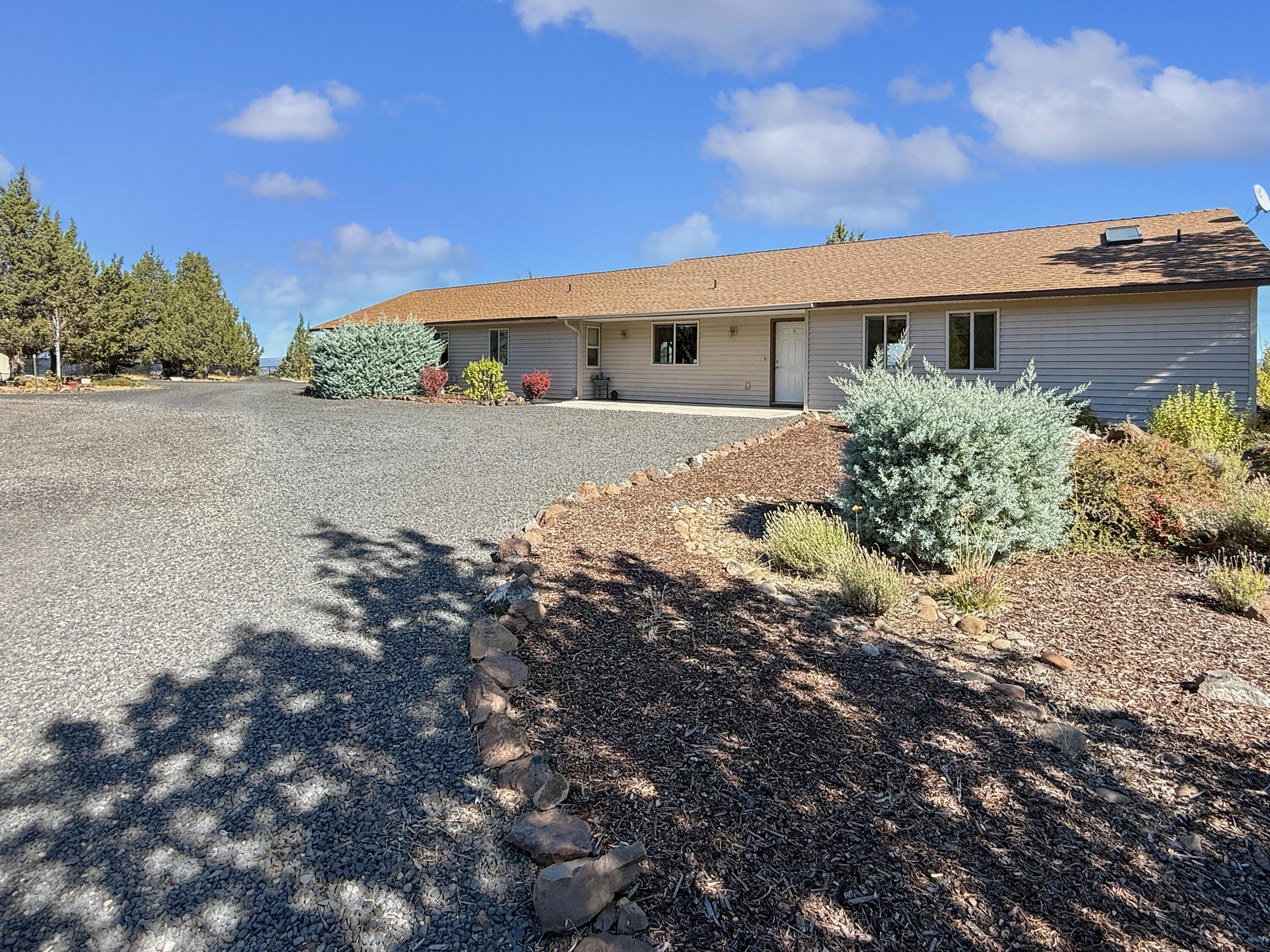 6833 SE Raven Hill Court