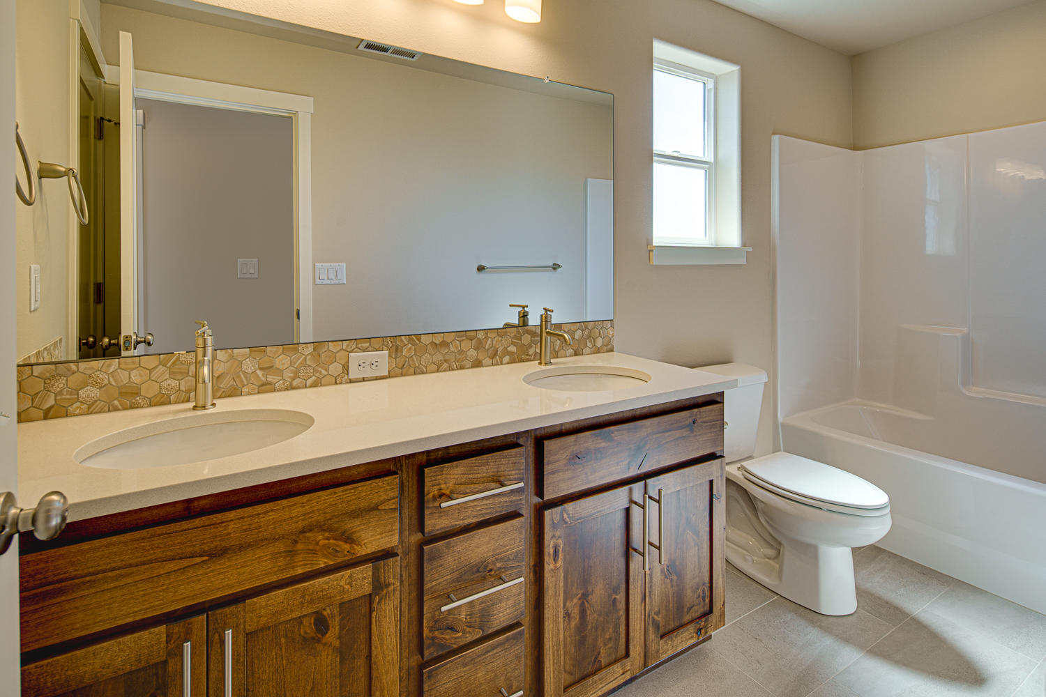 Josie Meadows - Residential