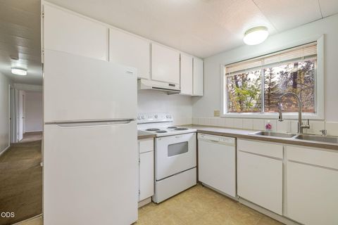 Tiny photo for 60866 Granite Drive, Bend, OR 97702 (MLS # 220225845)