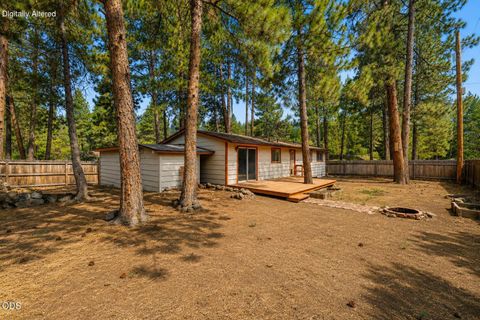 Tiny photo for 60866 Granite Drive, Bend, OR 97702 (MLS # 220225845)