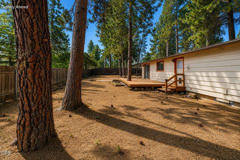 Tiny photo for 60866 Granite Drive, Bend, OR 97702 (MLS # 220225845)
