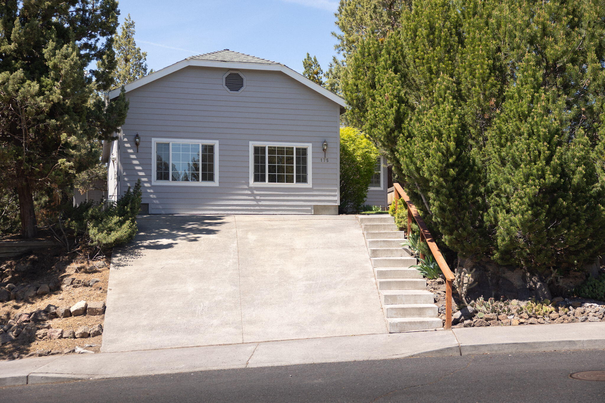 175 SE Windance Court
