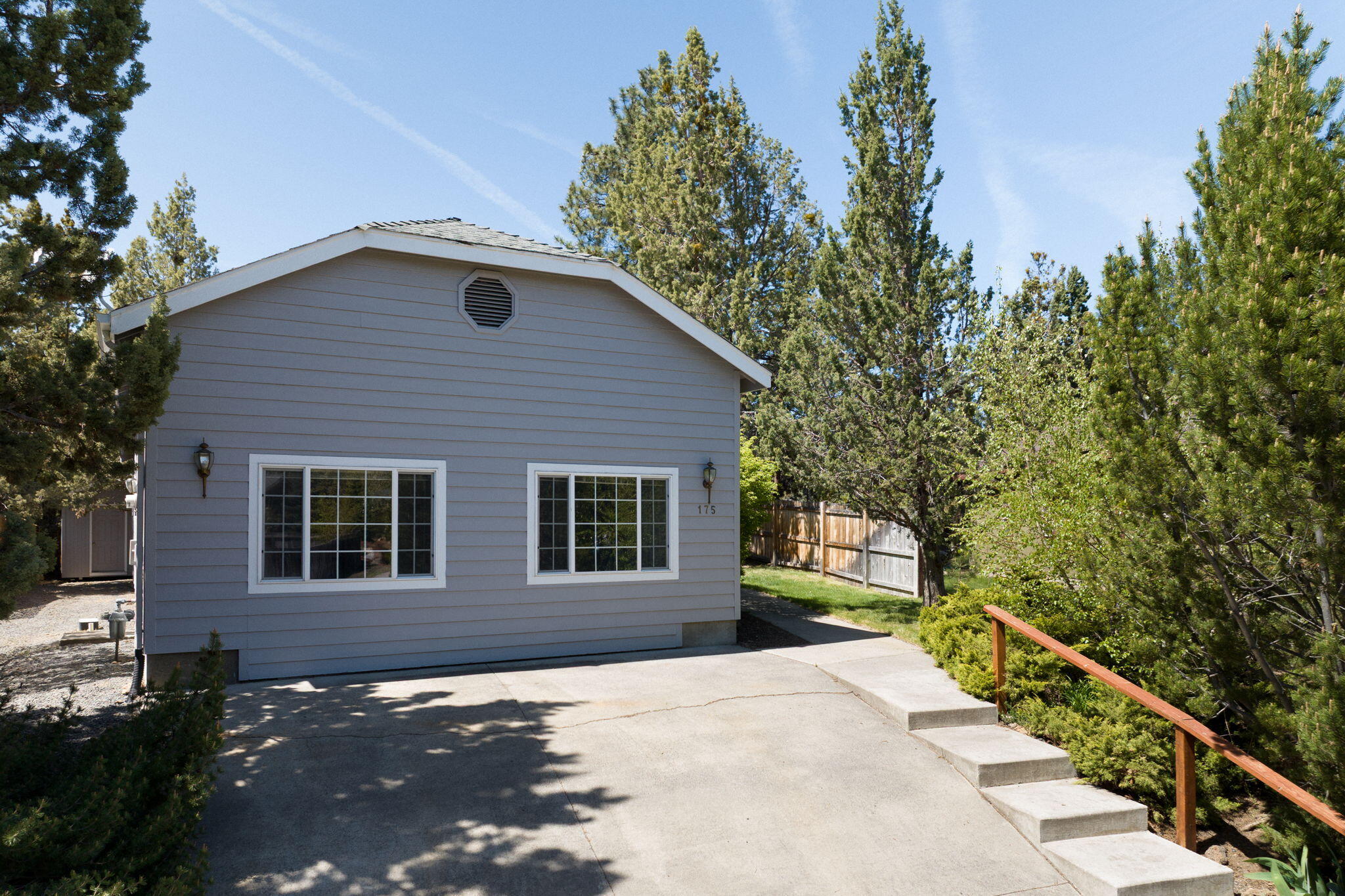 175 SE Windance Court