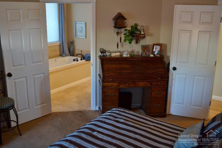 Two Bar Estates - Residential