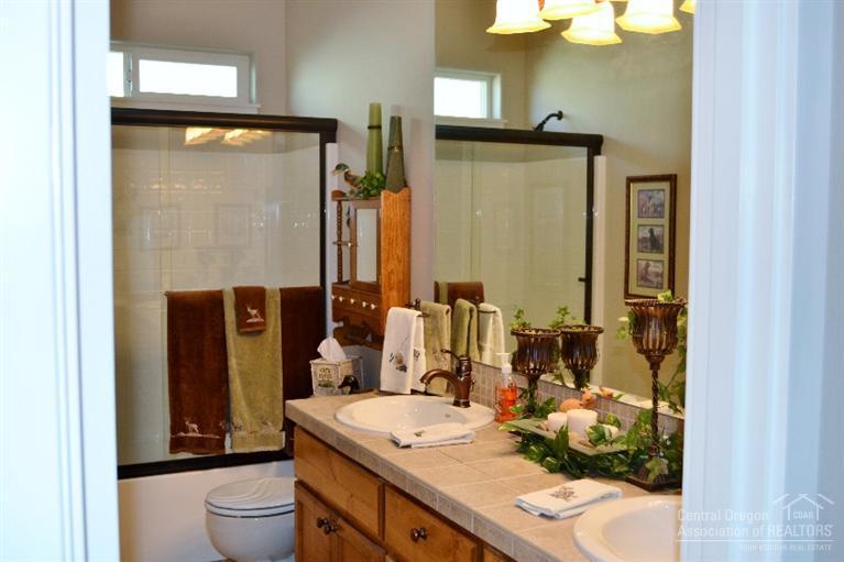 Two Bar Estates - Residential