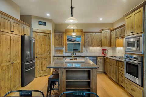 Tiny photo for 61363 Wild Rapids Drive, Bend, OR 97702 (MLS # 220212852)