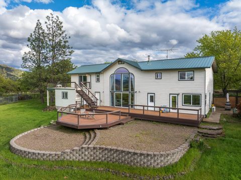 Tiny photo for 3850 E Antelope Road, Eagle Point, OR 97524 (MLS # 220219780)