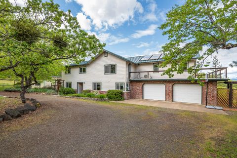 Tiny photo for 3850 E Antelope Road, Eagle Point, OR 97524 (MLS # 220219780)