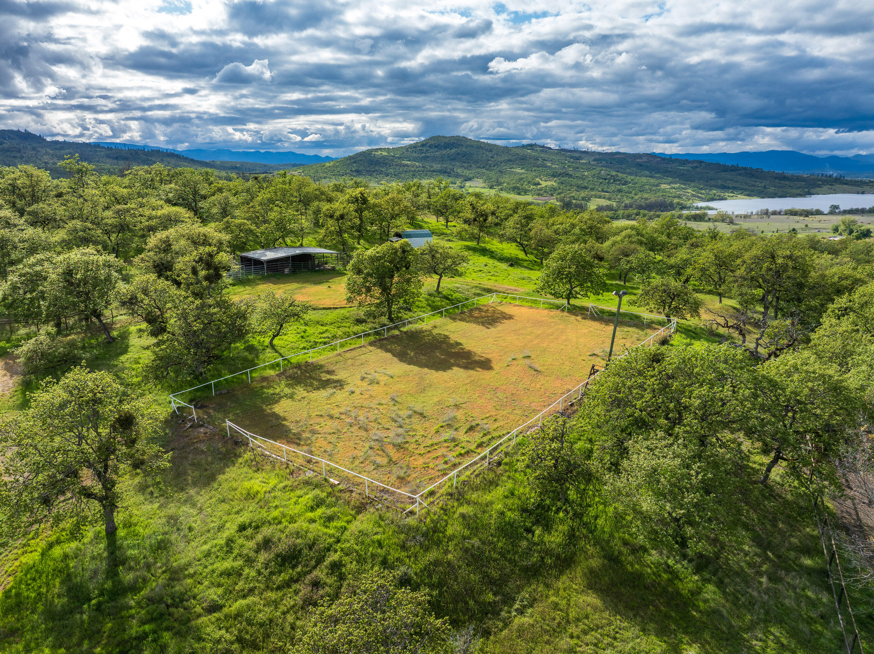 3850 E Antelope Road