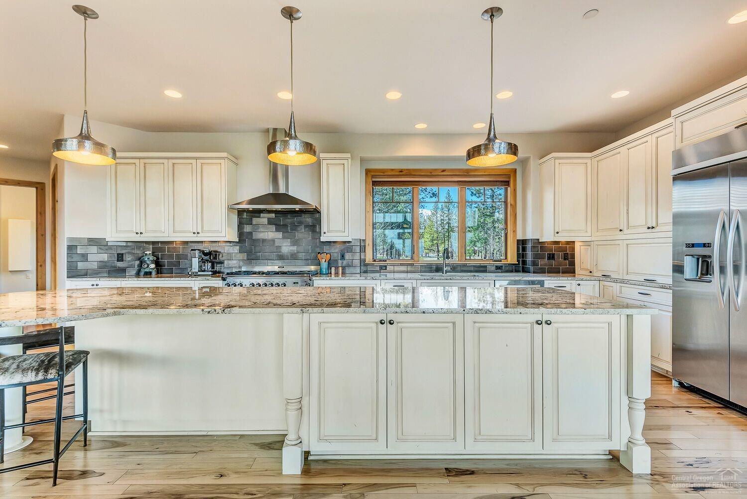 The Highlands at Broken Top - Residential