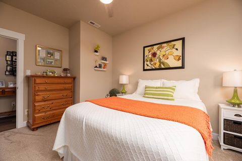 Tiny photo for 1636 NE Hudspeth Road, Prineville, OR 97754 (MLS # 220217733)