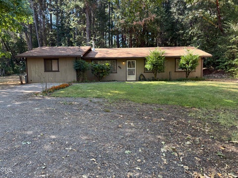 Photo of 461 Fir Drive, Cave Junction, OR 97523 (MLS # 220226761)