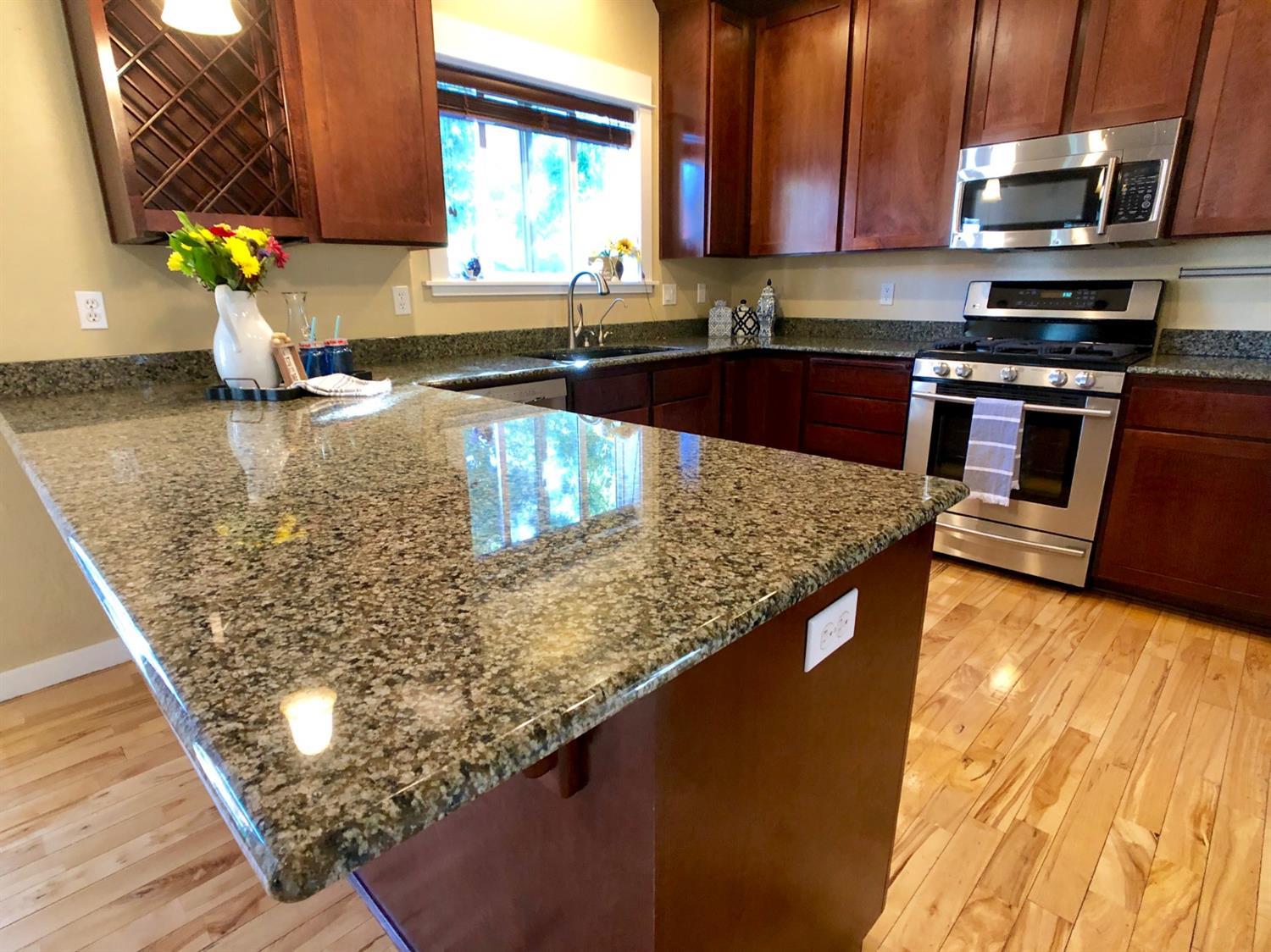 Kamerin Springs - Residential