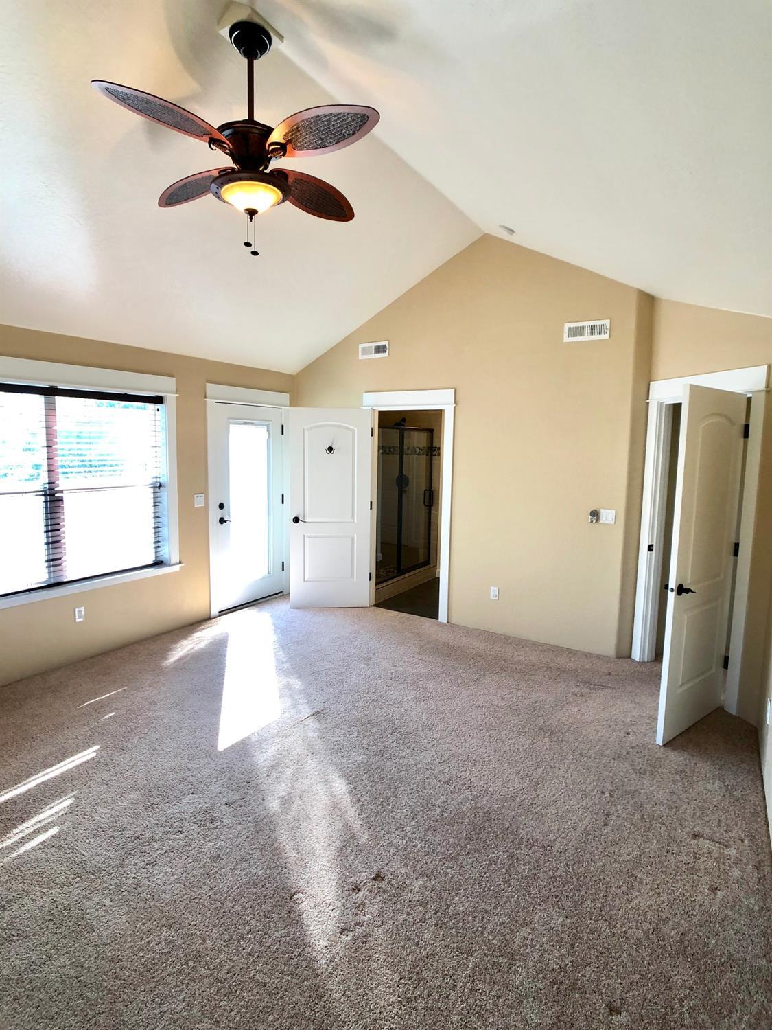 Kamerin Springs - Residential