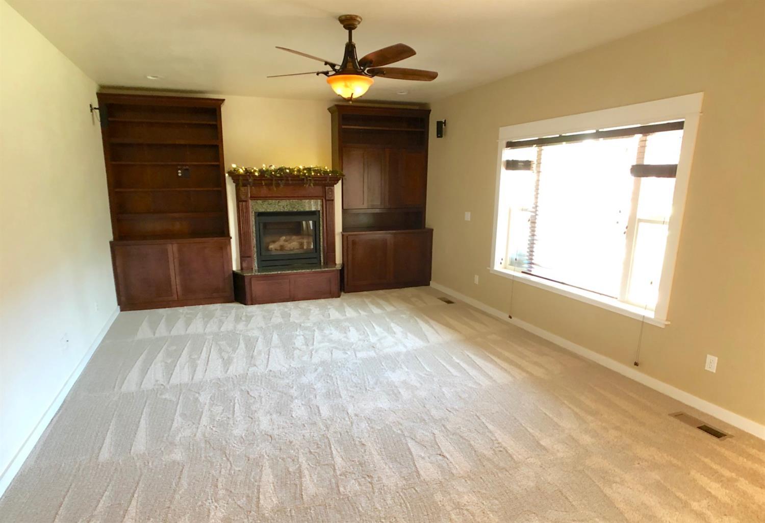 Kamerin Springs - Residential