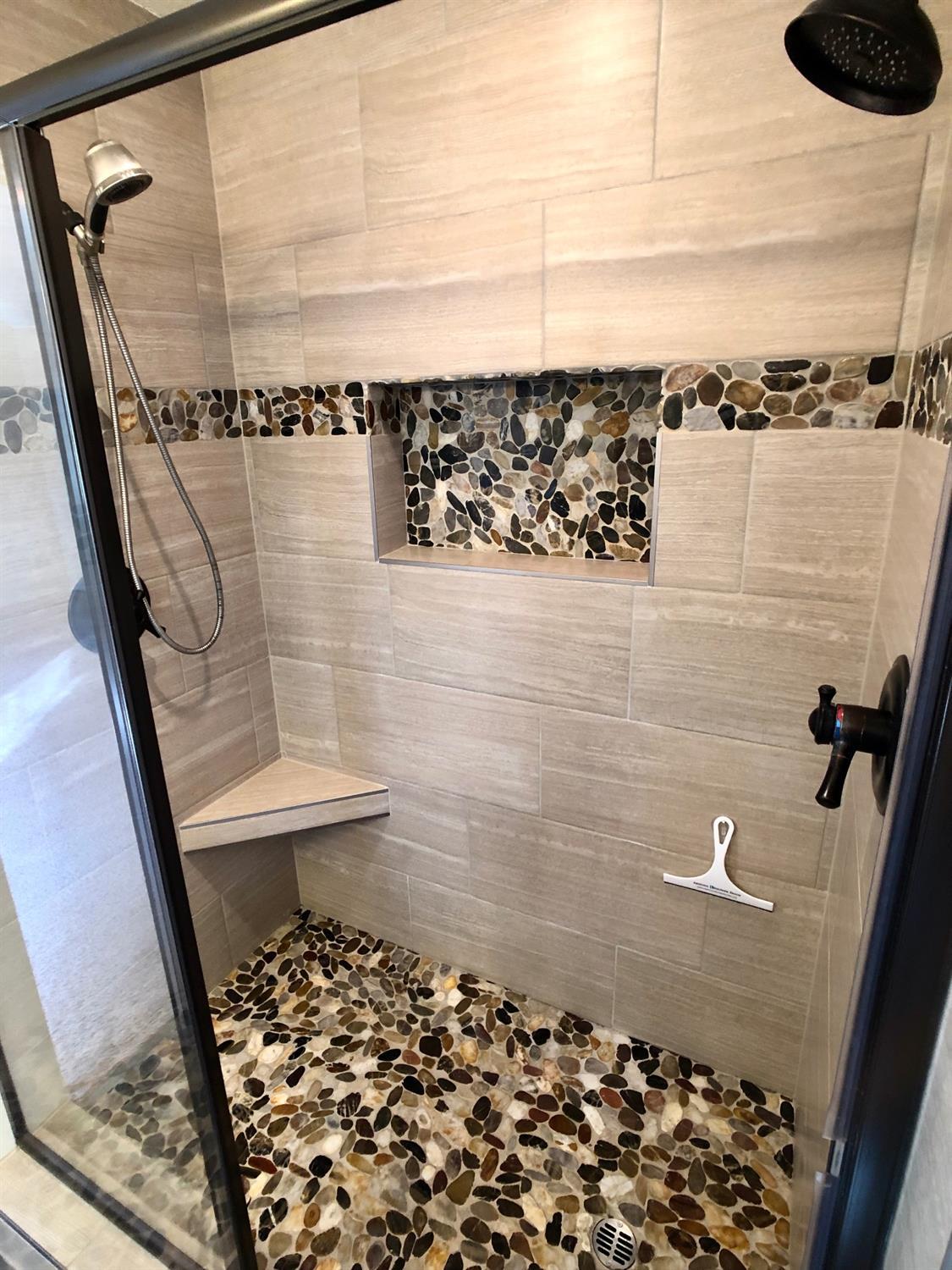 Kamerin Springs - Residential