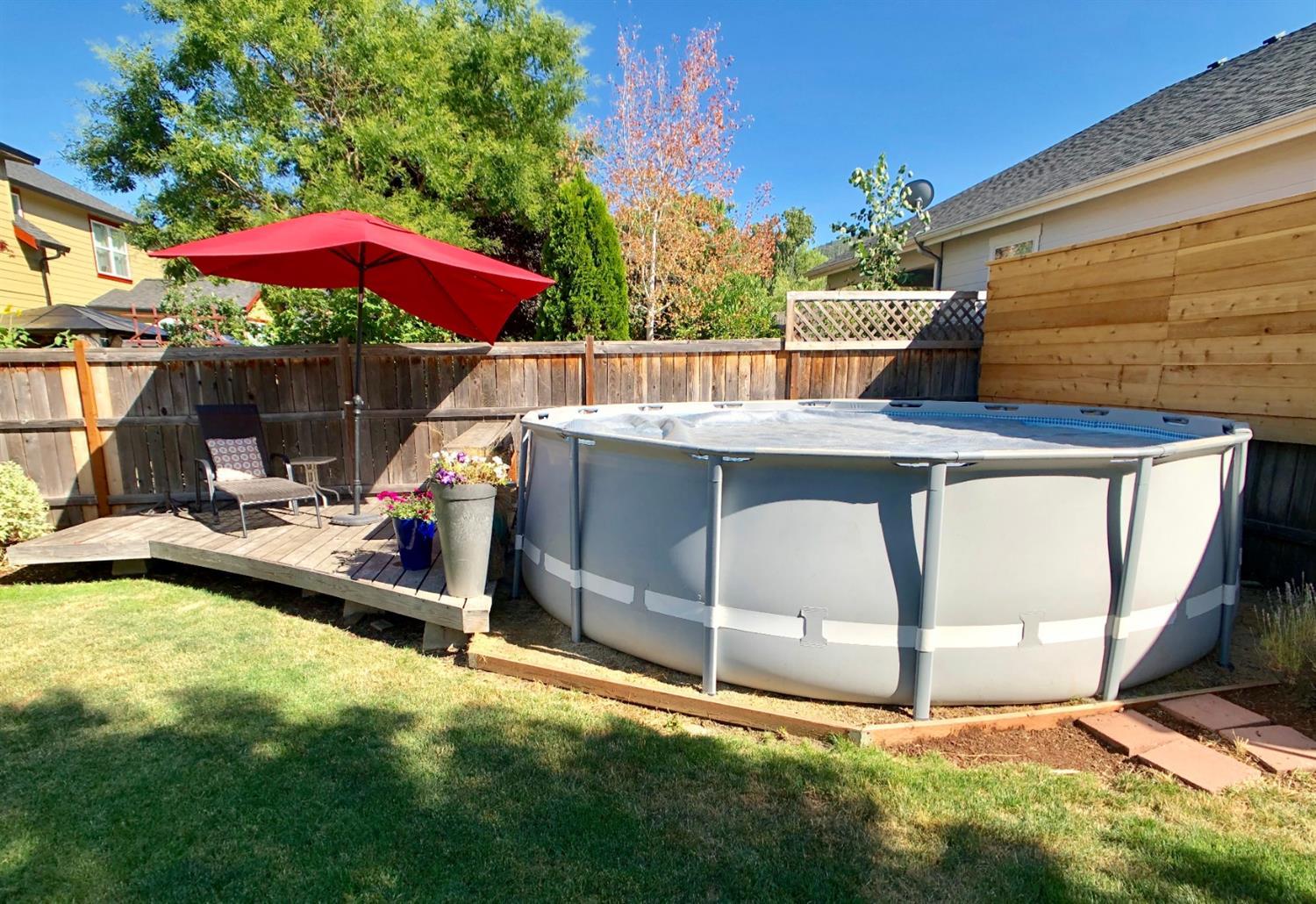 Kamerin Springs - Residential