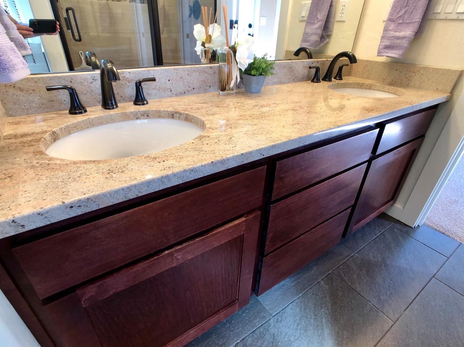 Kamerin Springs - Residential