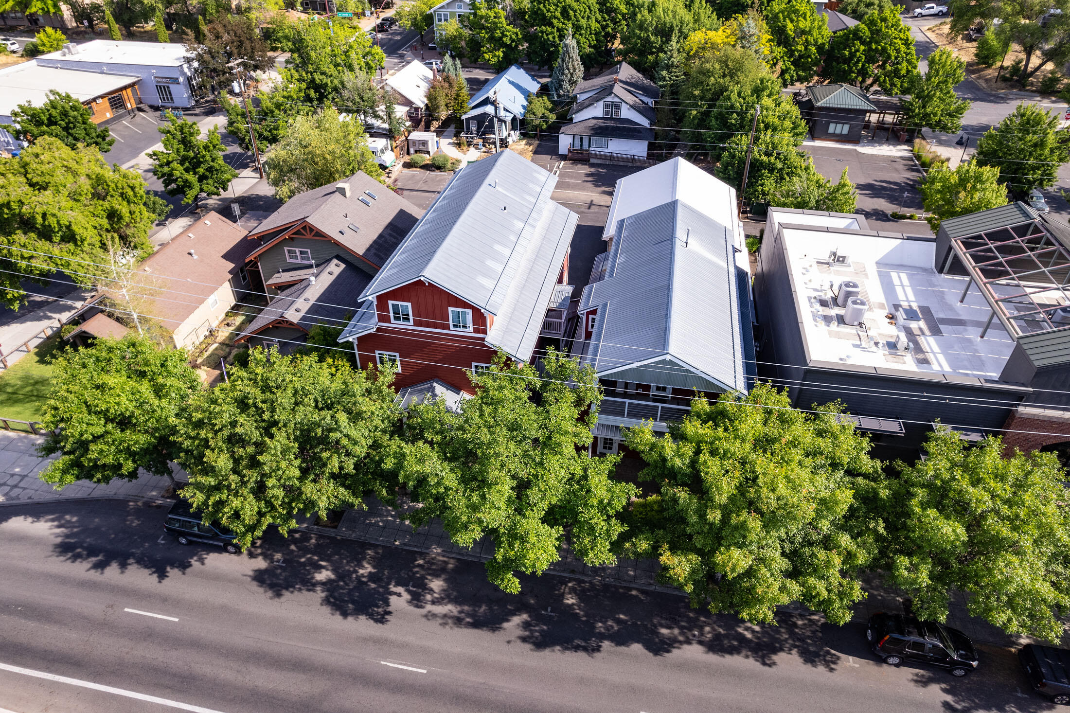 Deschutes - Commercial Sale