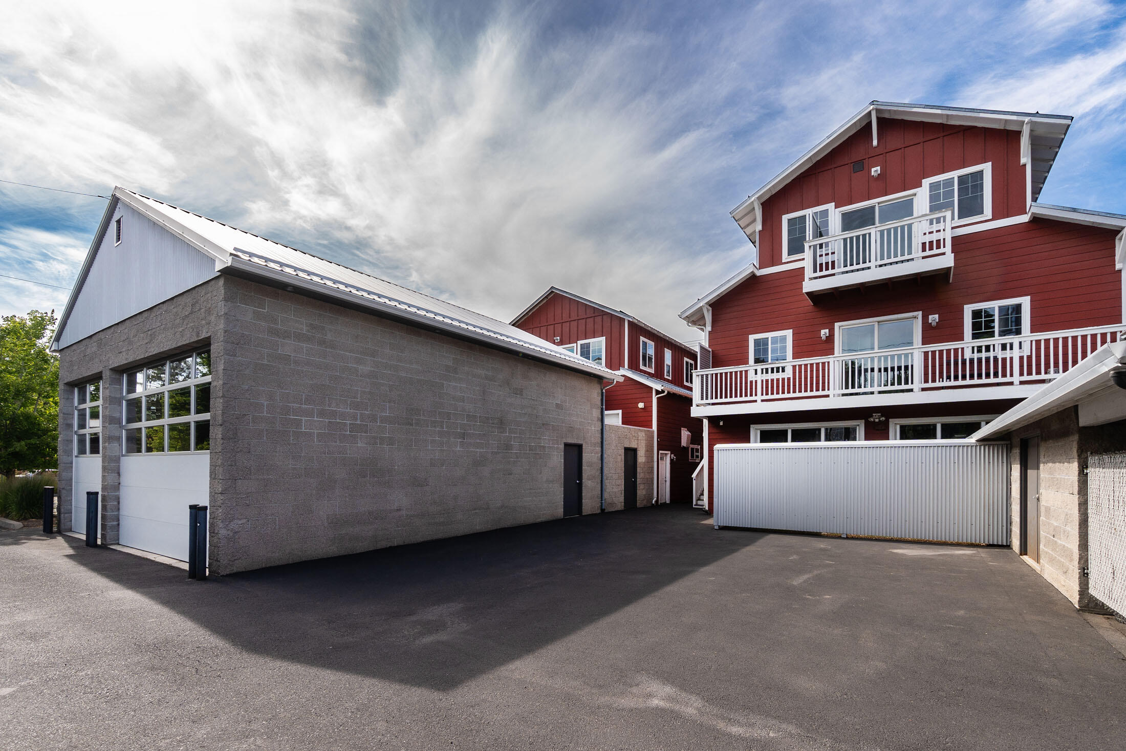 Deschutes - Commercial Sale