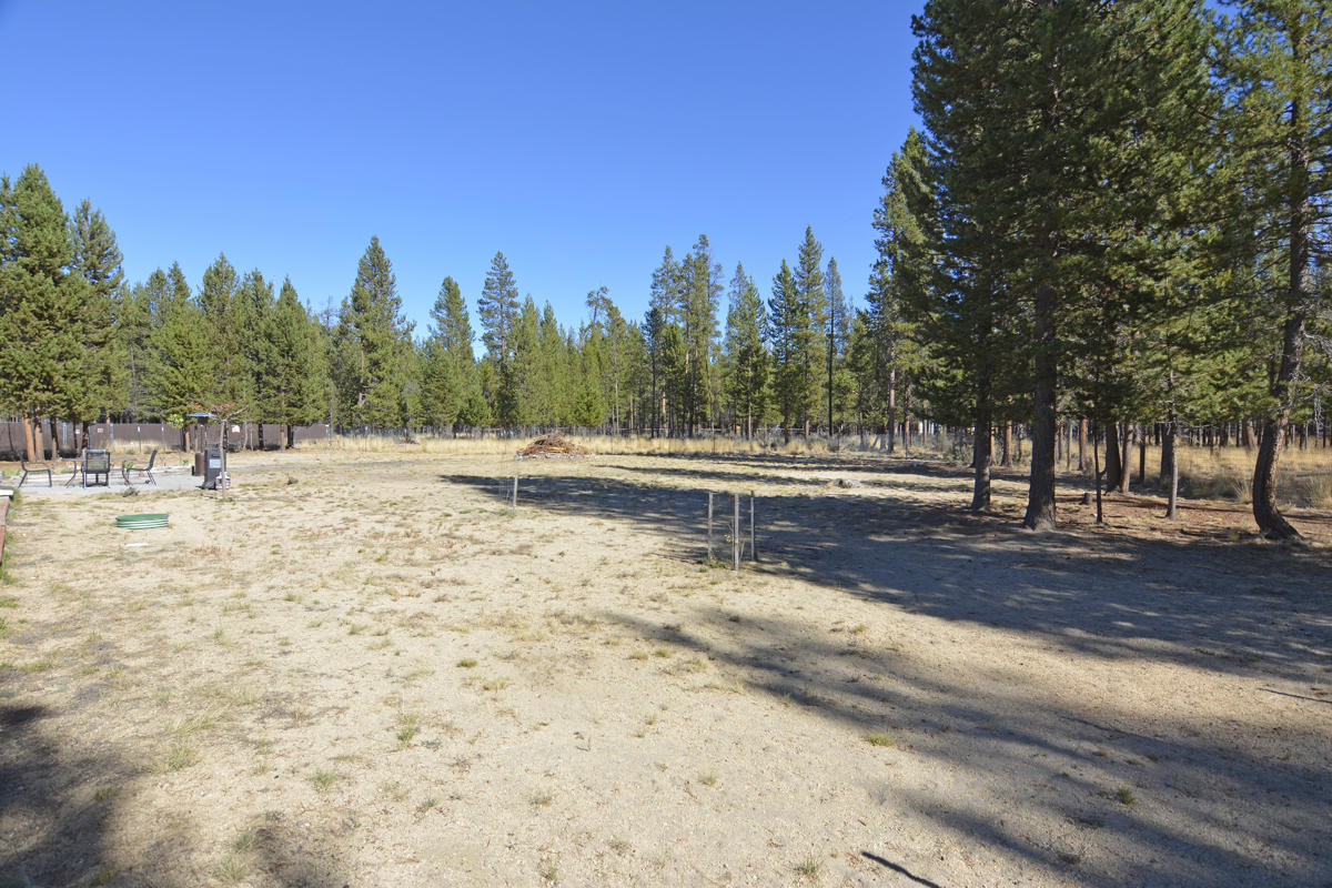 Split Rail Ranchos - Residential