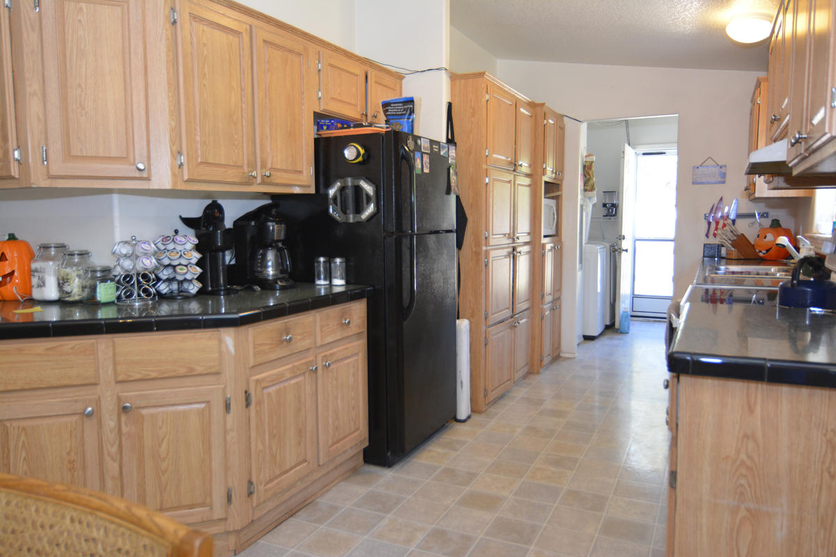 Split Rail Ranchos - Residential