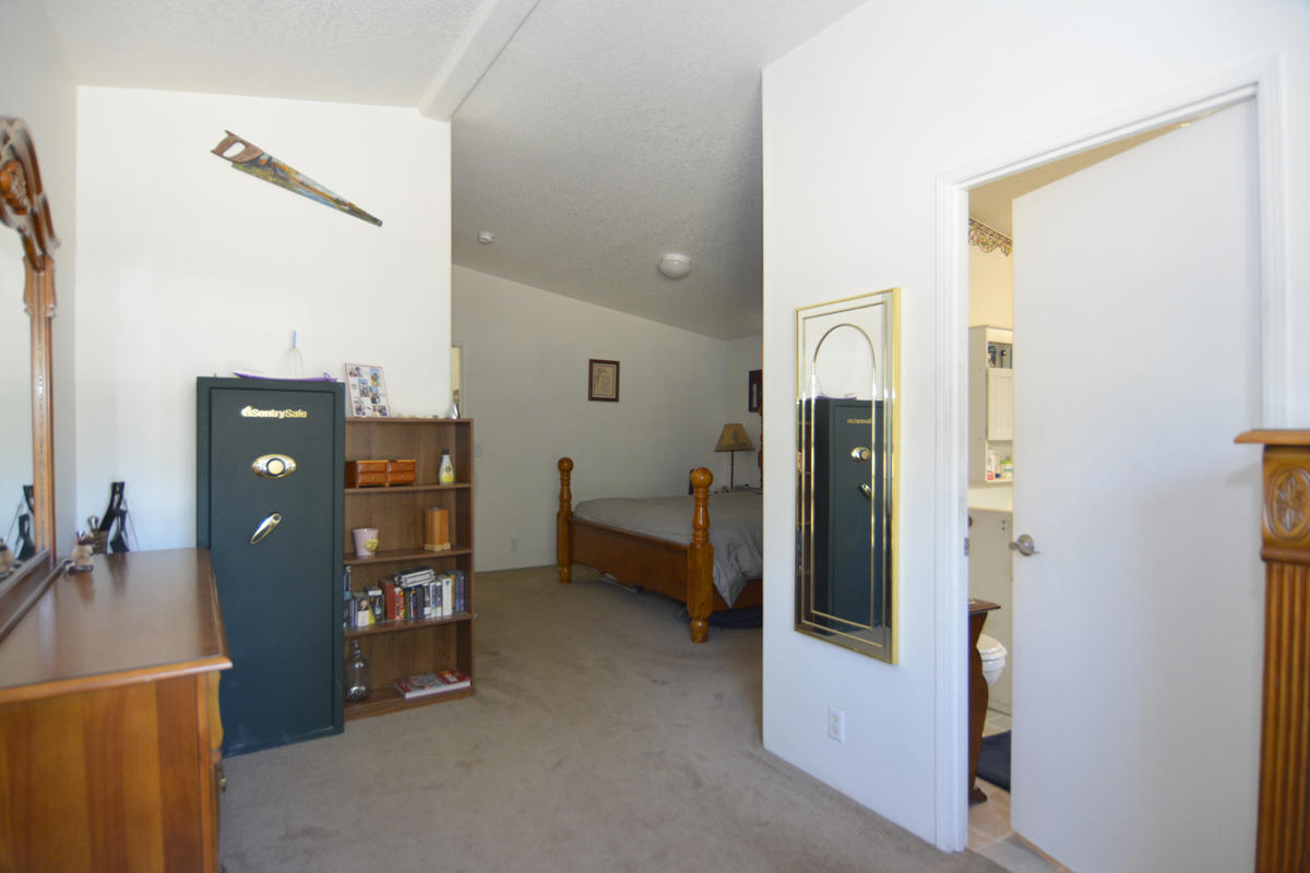 Split Rail Ranchos - Residential